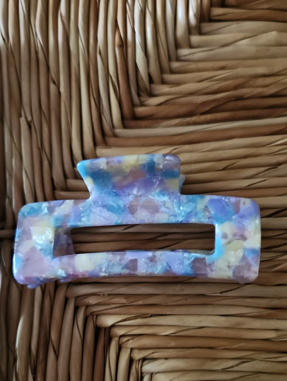 NWOT Acetate Hair Clip 4 inches